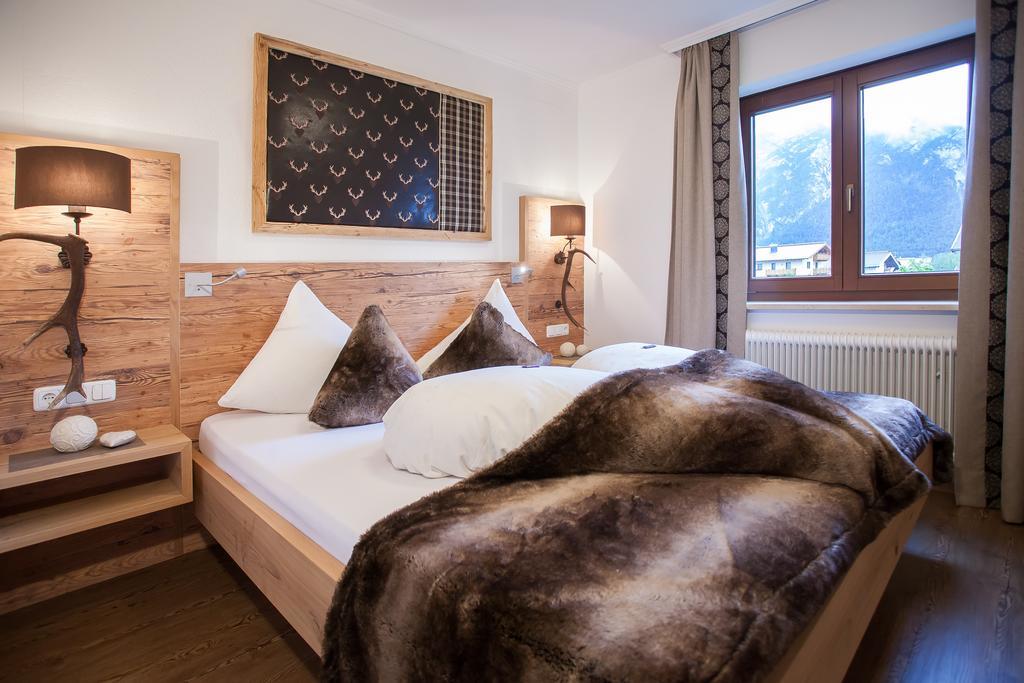 Ferienwohnungen Alpenherz Pertisau Zimmer foto