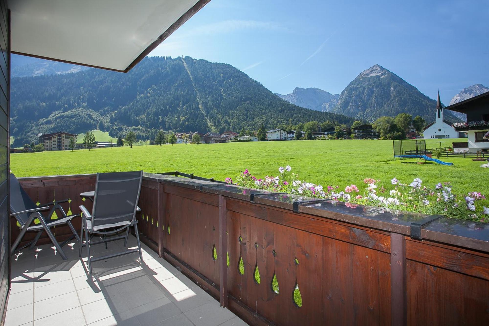 Ferienwohnungen Alpenherz Pertisau Exterior foto