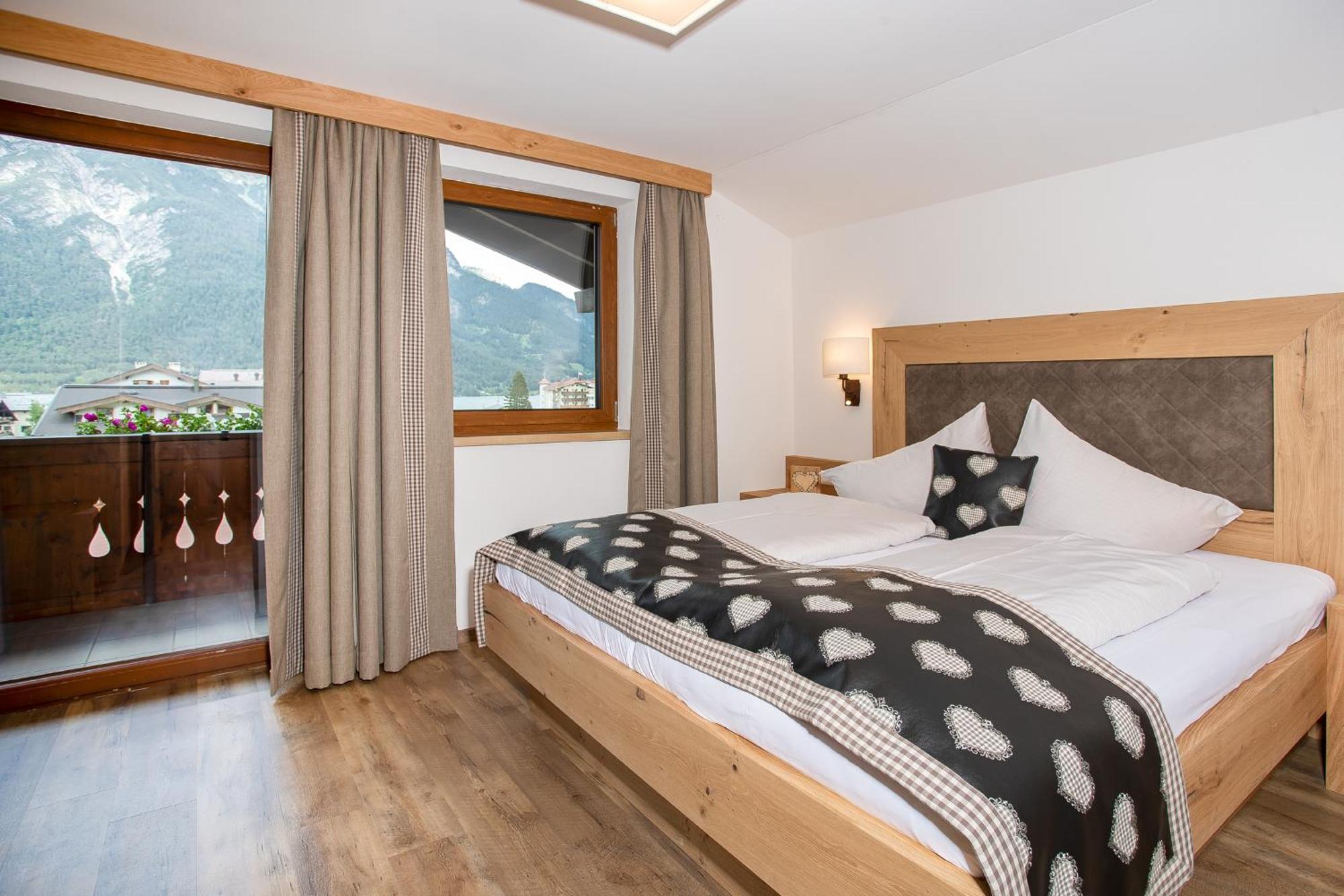Ferienwohnungen Alpenherz Pertisau Exterior foto